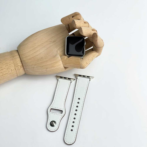 Кожаный ремешок Leather Rivet Clasp на Apple Watch 38/40/41mm White